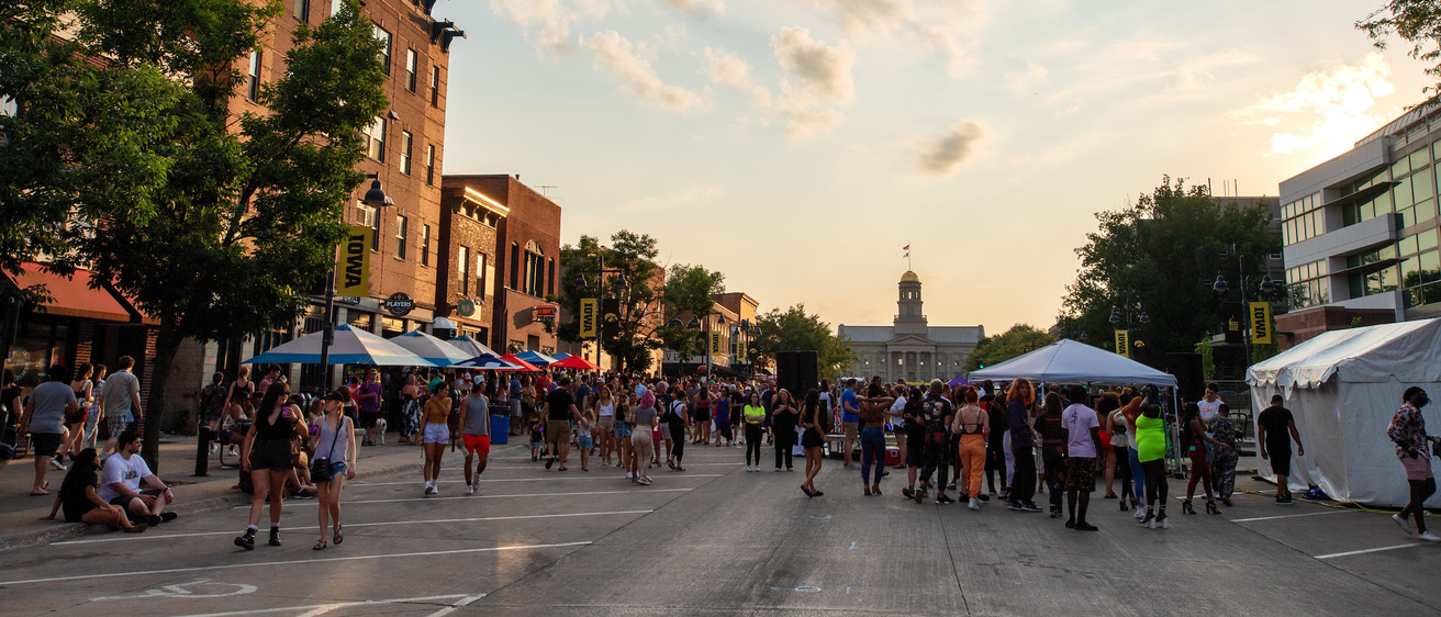 Visit Guide The University of Iowa